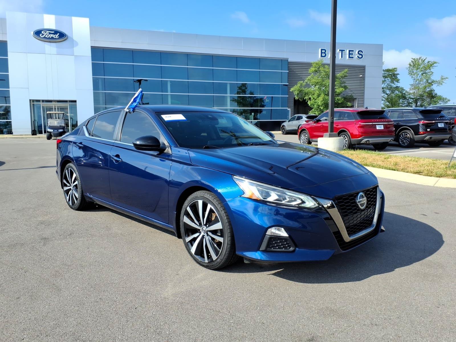 Used 2020 Nissan Altima 2.5 SR FWD video 1