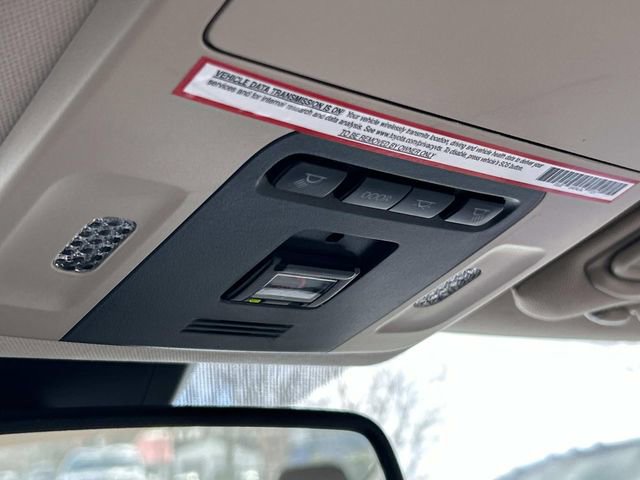 Used 2022 Toyota Camry XLE w/ Cold Weather Package image 37