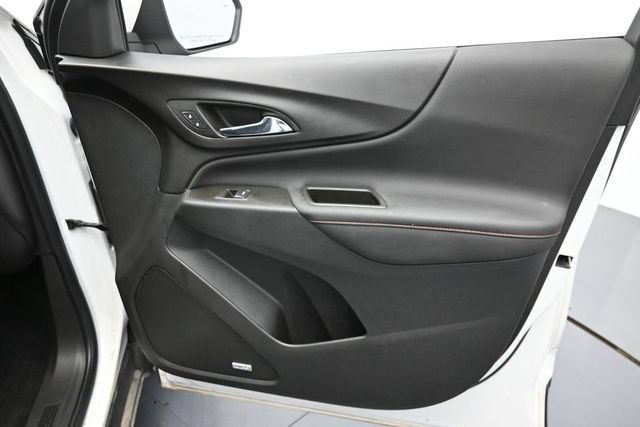 Used 2022 Chevrolet Equinox RS w/ RS Leather Package AWD/4WD image 35