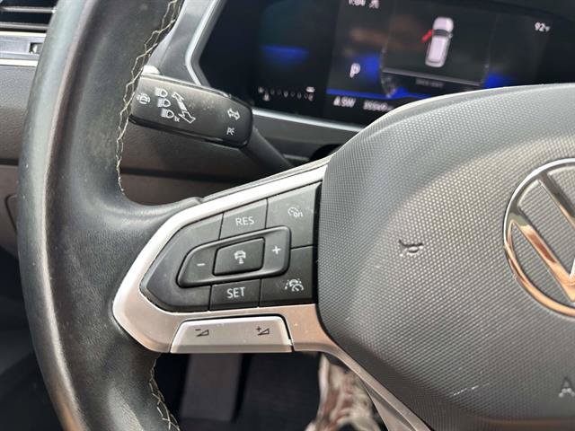 Used 2022 Volkswagen Tiguan SE AWD/4WD image 29