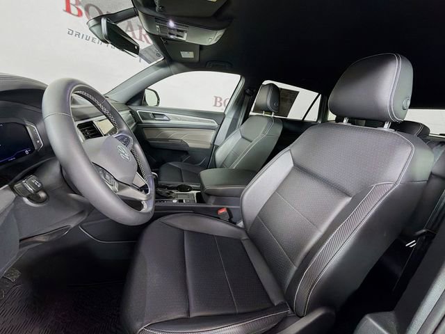 Used 2022 Volkswagen Atlas Cross Sport SE FWD image 24