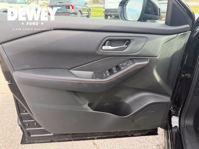 Used 2026 Nissan Rogue SV AWD/4WD image 18