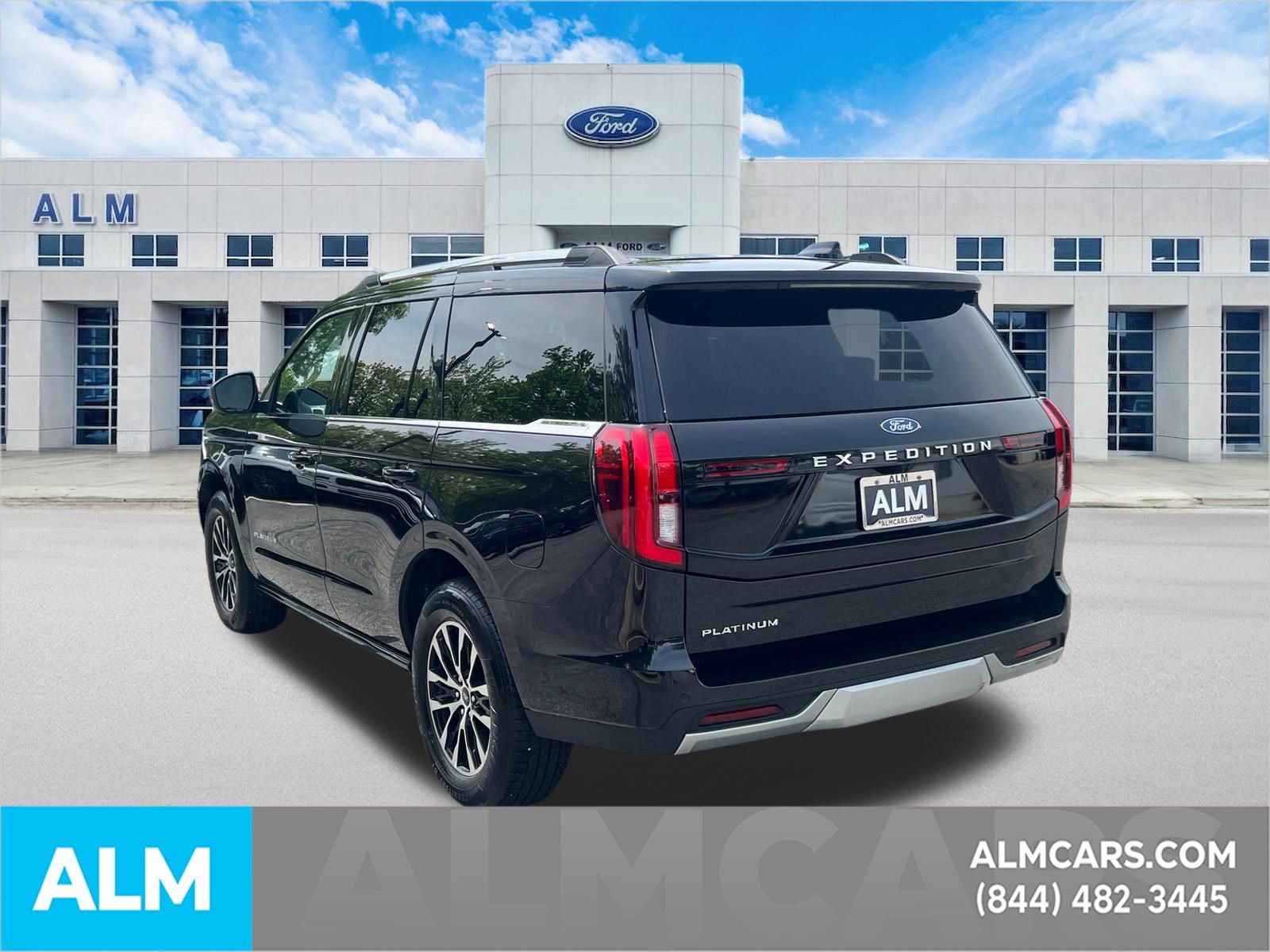 Certified 2025 Ford Expedition Platinum AWD/4WD image 8