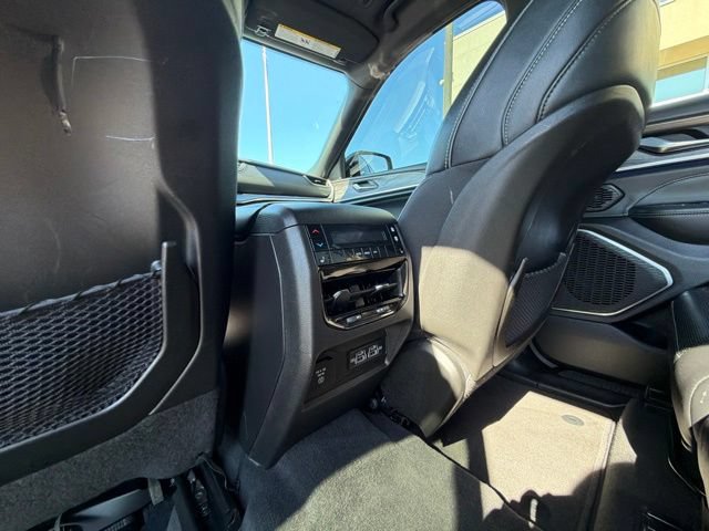 Used 2023 Jeep Grand Cherokee L Overland AWD/4WD image 17