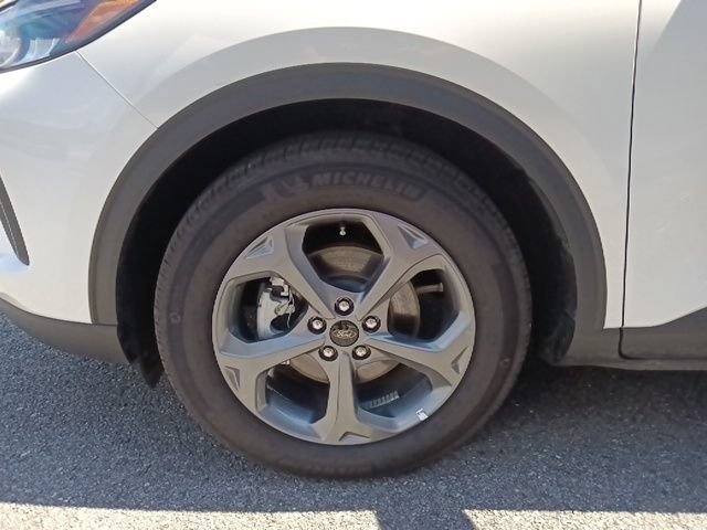 Certified 2025 Ford Escape ST-Line w/ Tech Pack #1 FWD image 10