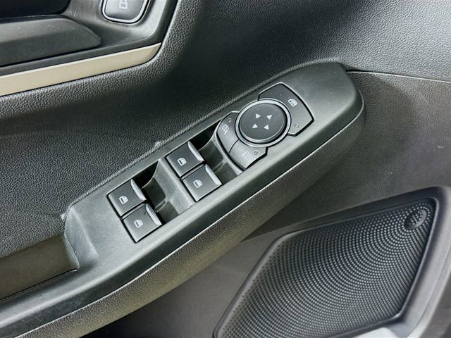 Certified 2022 Ford Escape SE w/ Cold Weather Package image 17