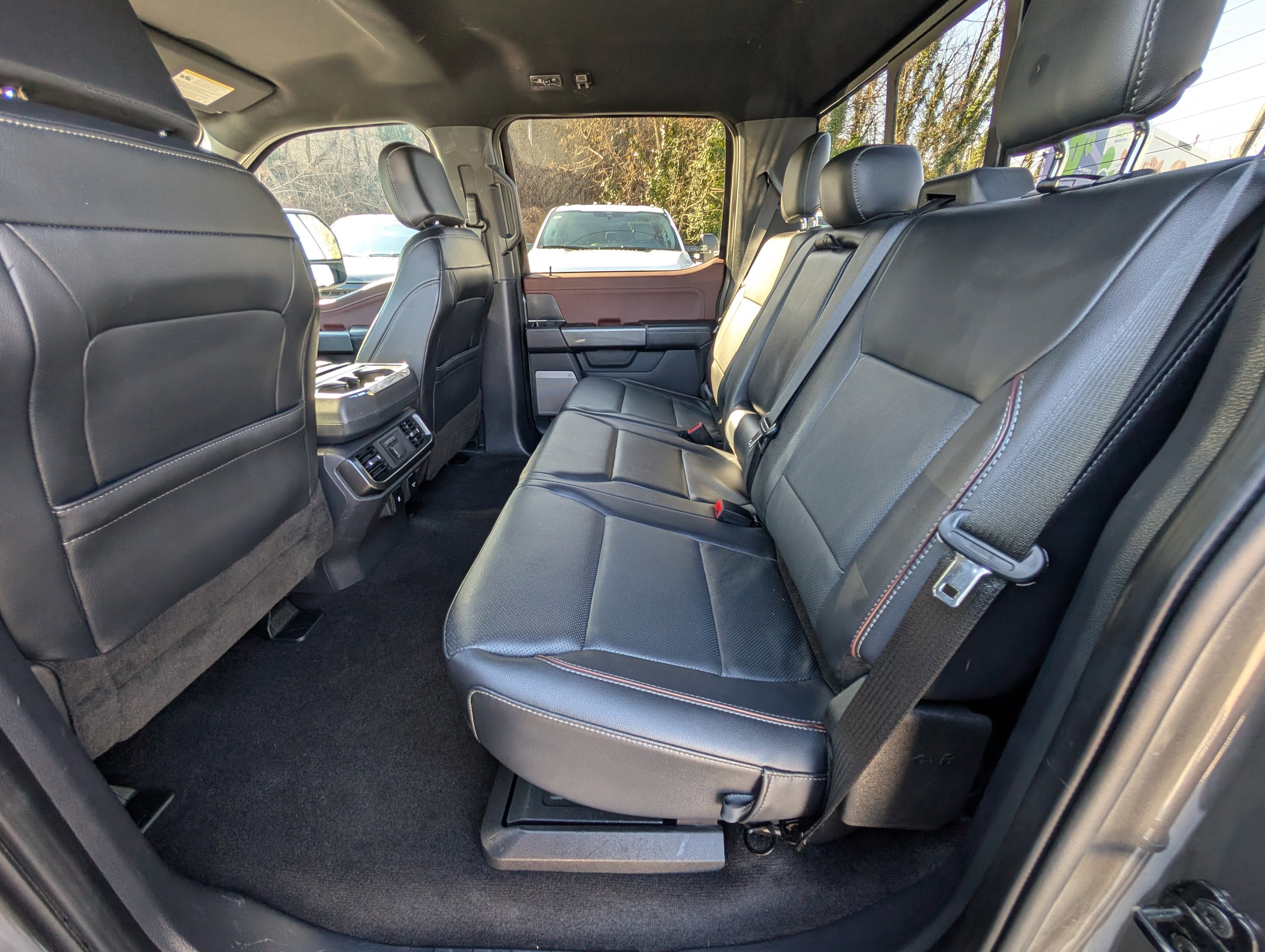 Certified 2022 Ford F150 Lariat w/ Equipment Group 502A High image 15