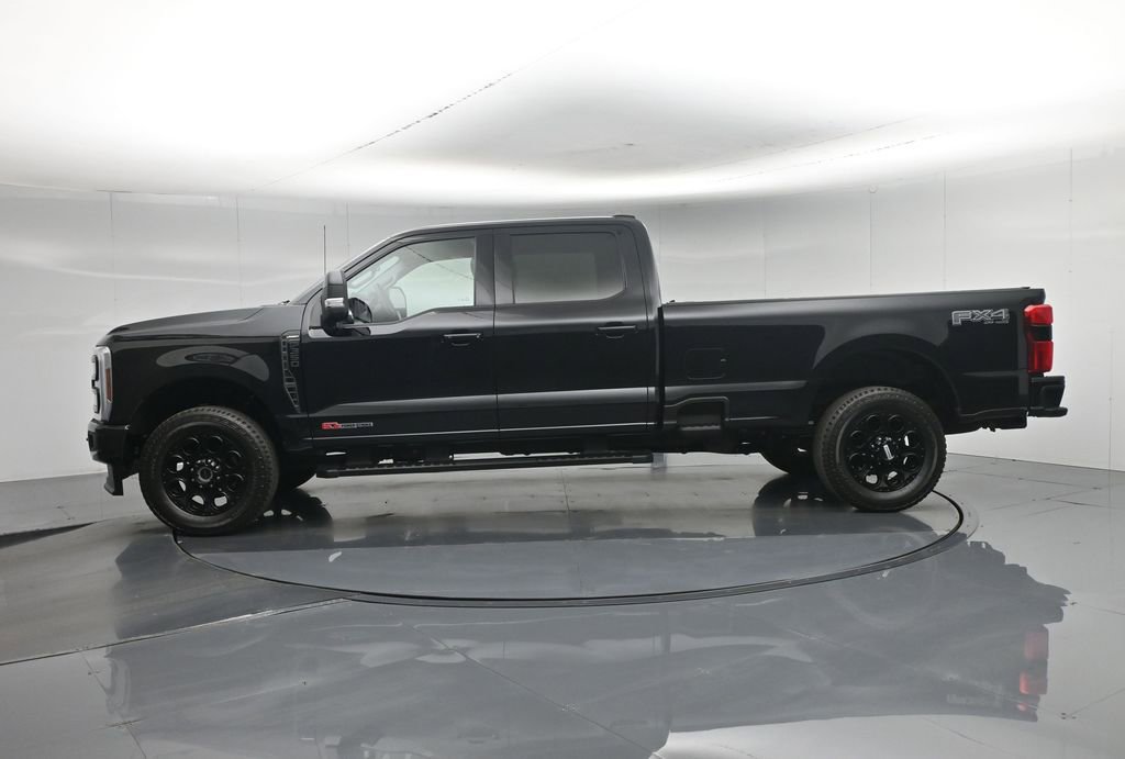 Certified 2025 Ford F350 Lariat w/ Black Appearance Package AWD/4WD image 34