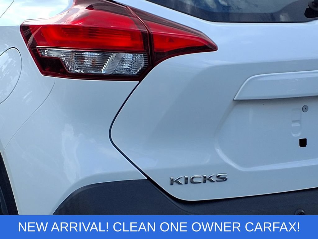 Used 2020 Nissan Kicks S FWD image 21