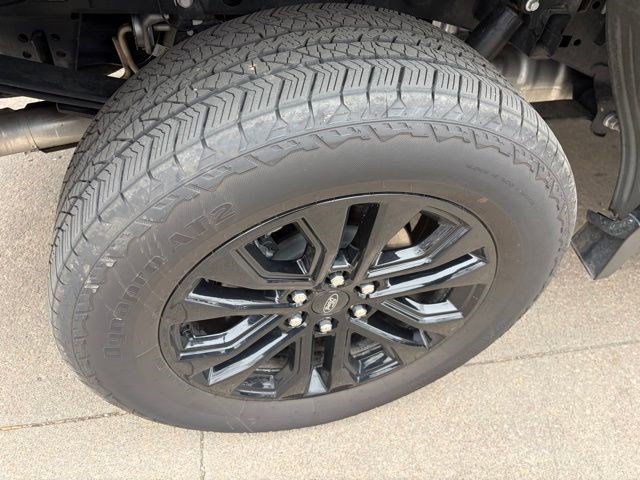 Certified 2024 Ford F150 Lariat w/ FX4 Off-Road Package image 14