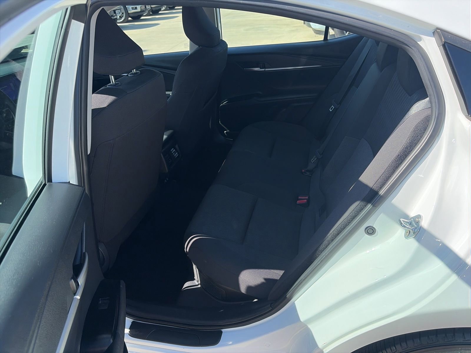 Used 2025 Toyota Camry LE image 15