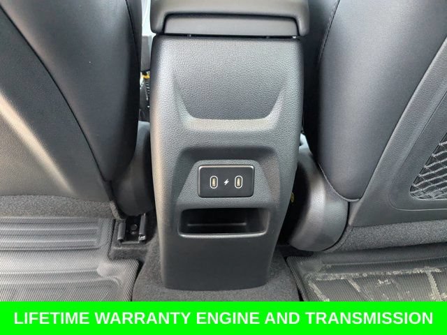 Used 2025 Hyundai Venue Limited FWD image 15