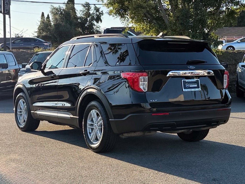 Certified 2024 Ford Explorer XLT RWD image 6