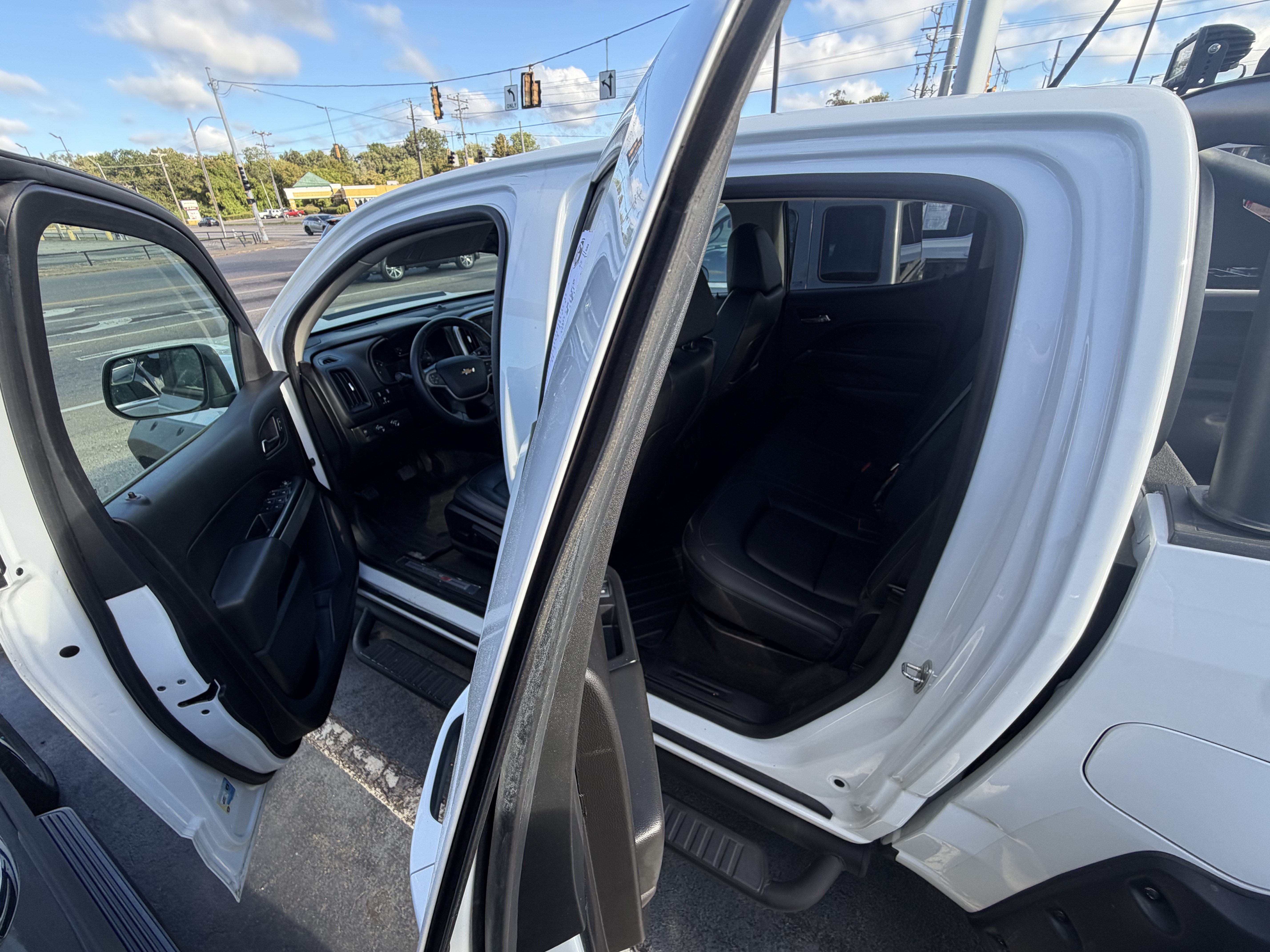 Used 2018 Chevrolet Colorado ZR2 AWD/4WD image 5