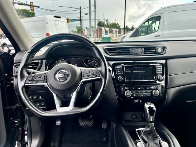Used 2020 Nissan Rogue SV AWD/4WD image 10