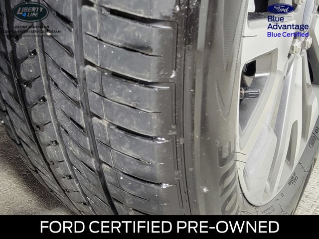 Certified 2022 Ford Escape Titanium w/ Class II Trailer Tow Package AWD/4WD image 11