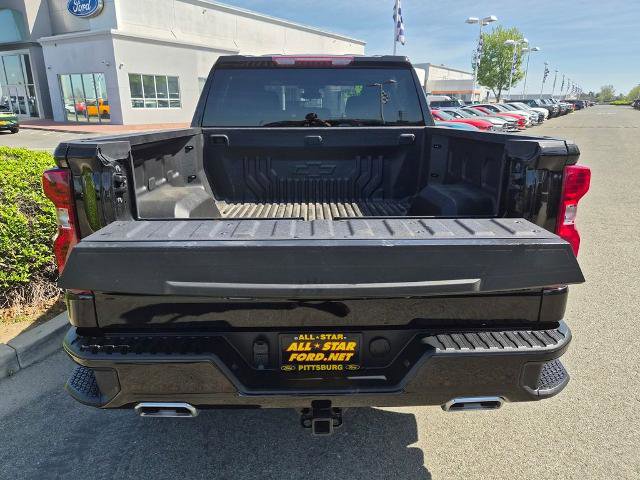 Used 2024 Chevrolet Silverado 1500 Custom Trail Boss w/ LPO, Dark Essentials Package image 10