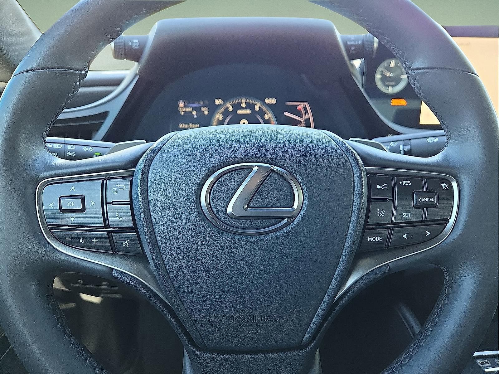Used 2023 Lexus ES 350 w/ Premium Package image 24