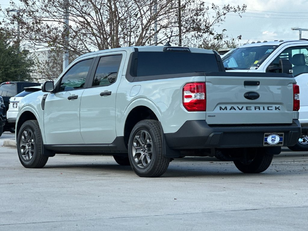 Certified 2024 Ford Maverick XLT FWD image 3