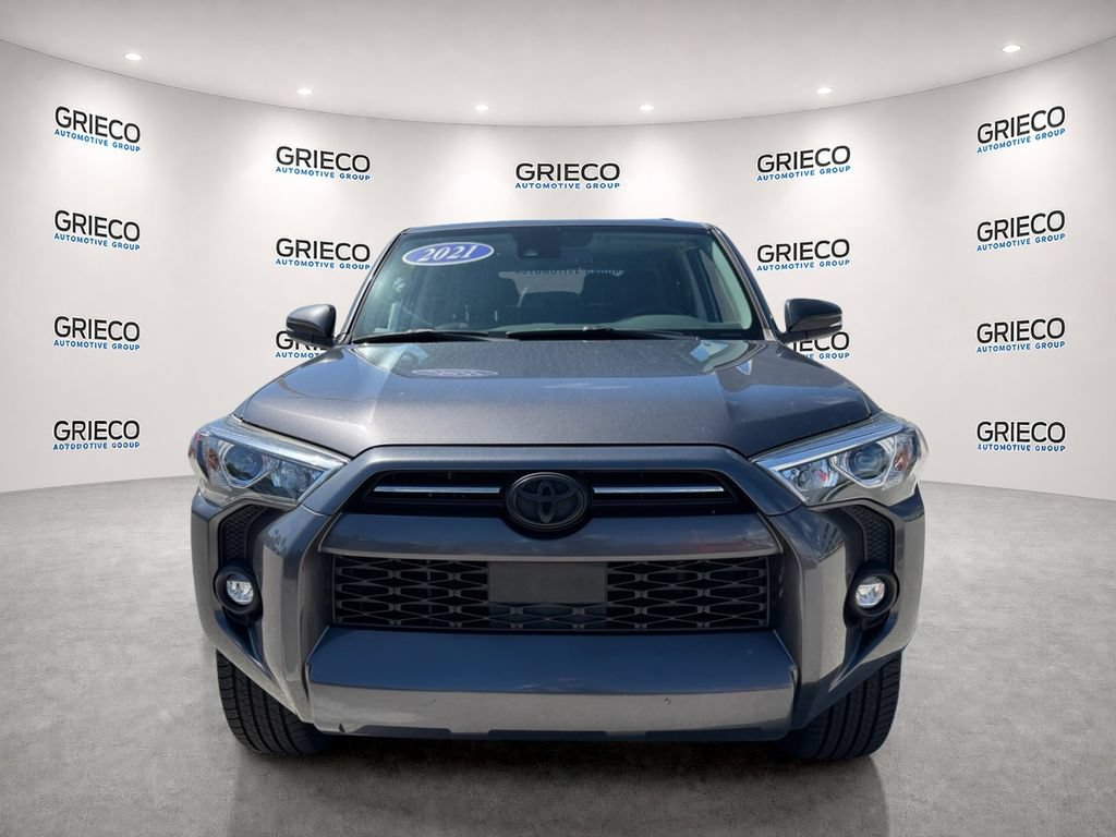 Used 2021 Toyota 4Runner SR5 Premium w/ Moonroof Package RWD image 2