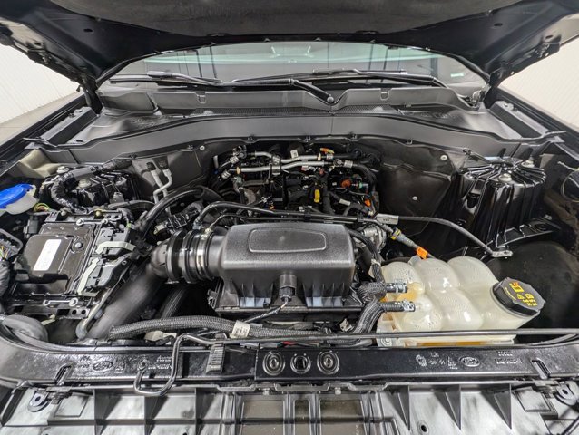 Certified 2022 Ford Explorer XLT image 9