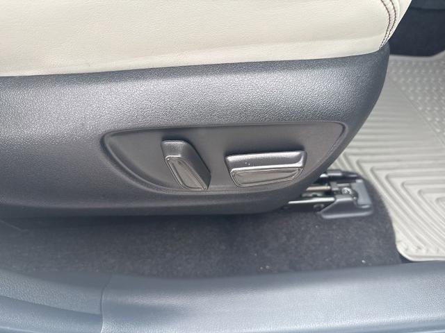 Used 2024 Toyota RAV4 Limited w/ Weather Package image 31