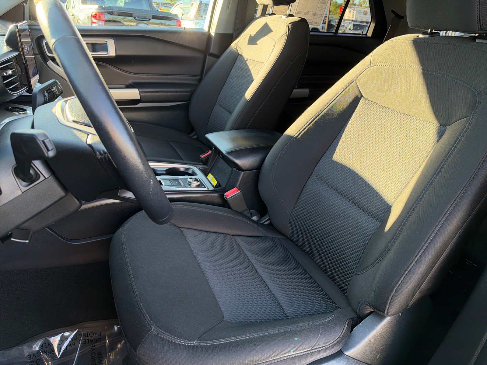 Certified 2023 Ford Explorer XLT AWD/4WD image 7