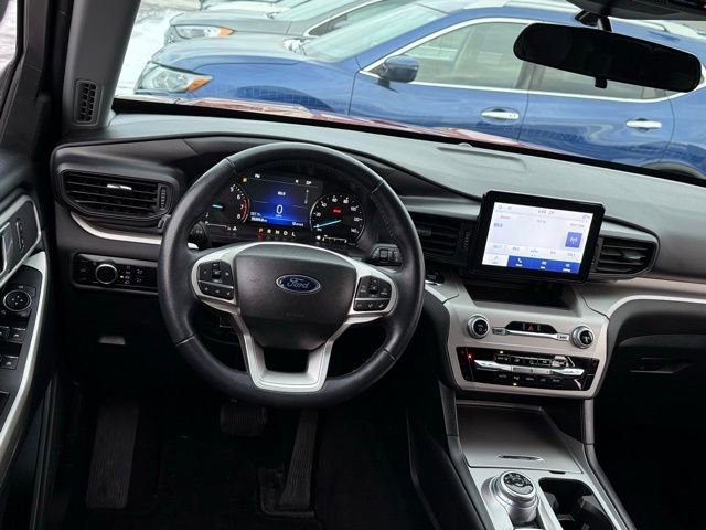 Certified 2023 Ford Explorer XLT image 18