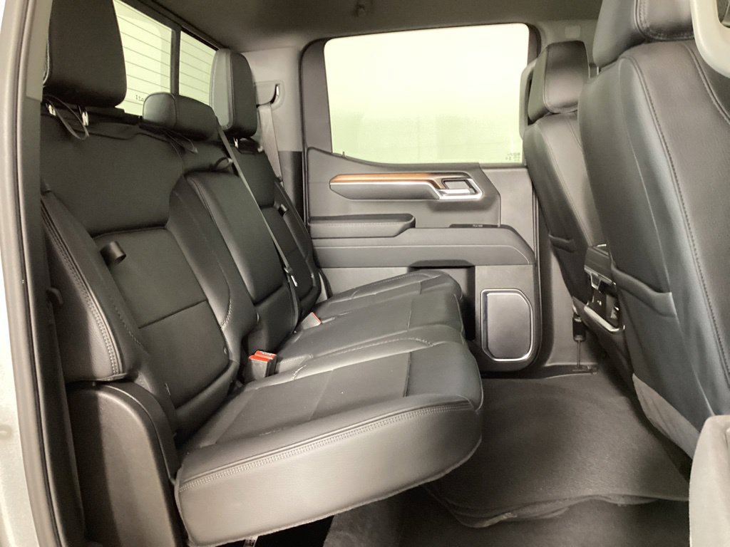 Used 2025 GMC Sierra 1500 Denali w/ Technology Package AWD/4WD image 27