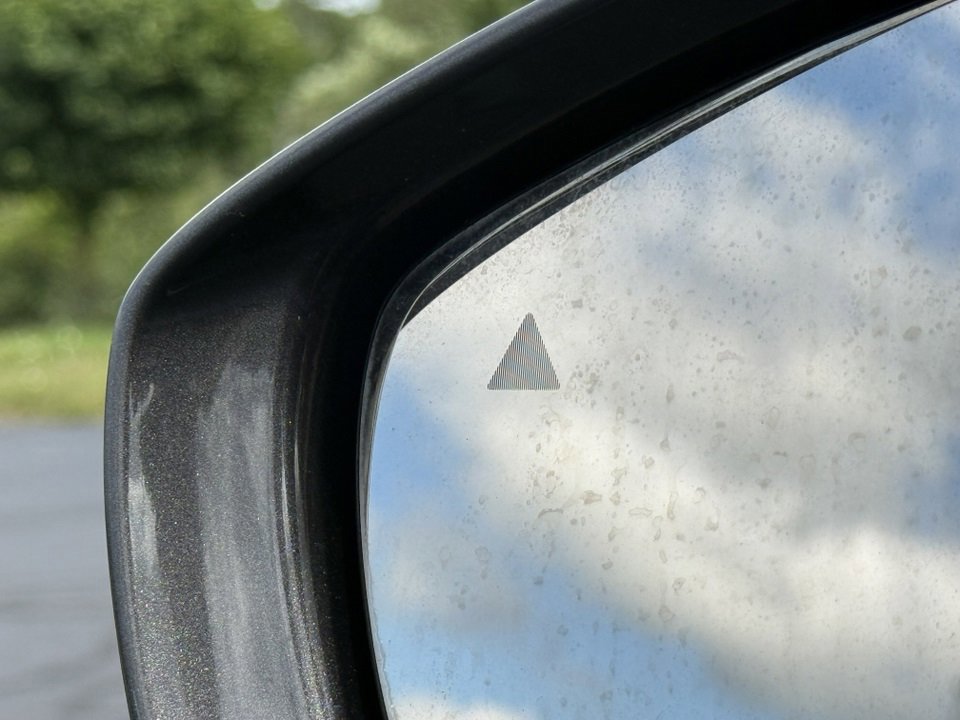 Used 2020 Chrysler Pacifica Touring-L Plus image 48