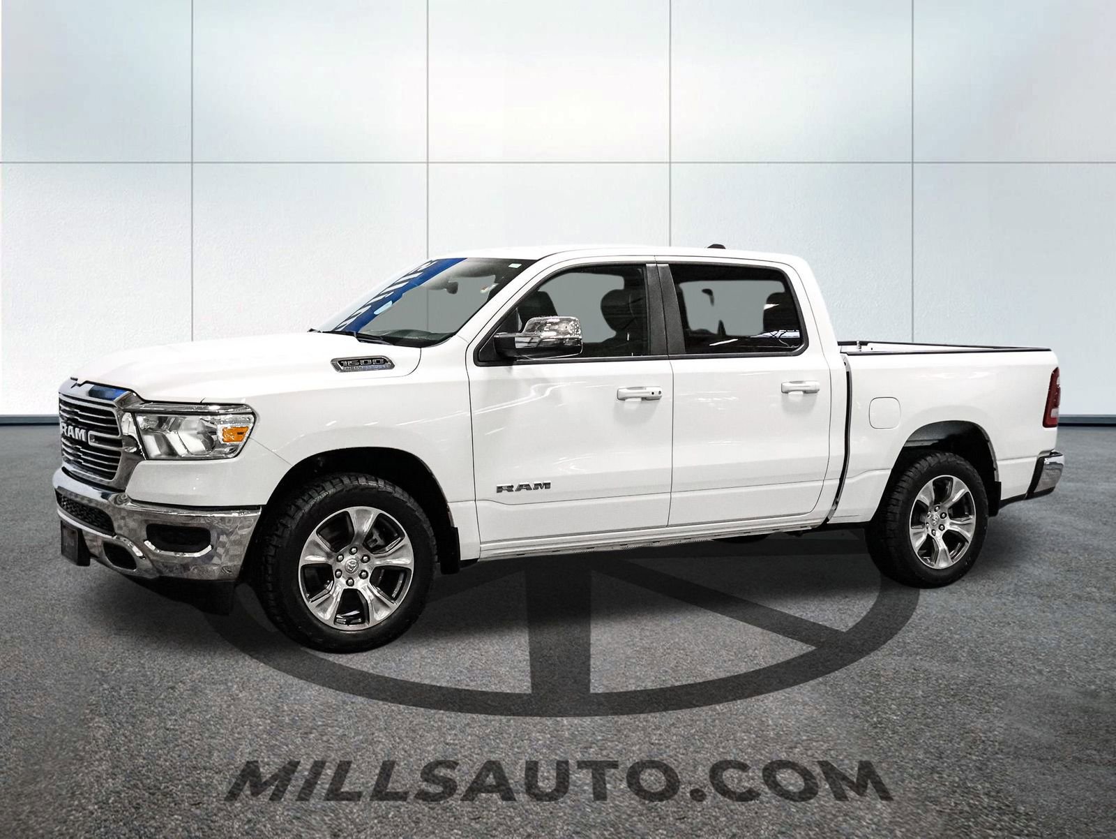 Used 2023 RAM 1500 Laramie image 11