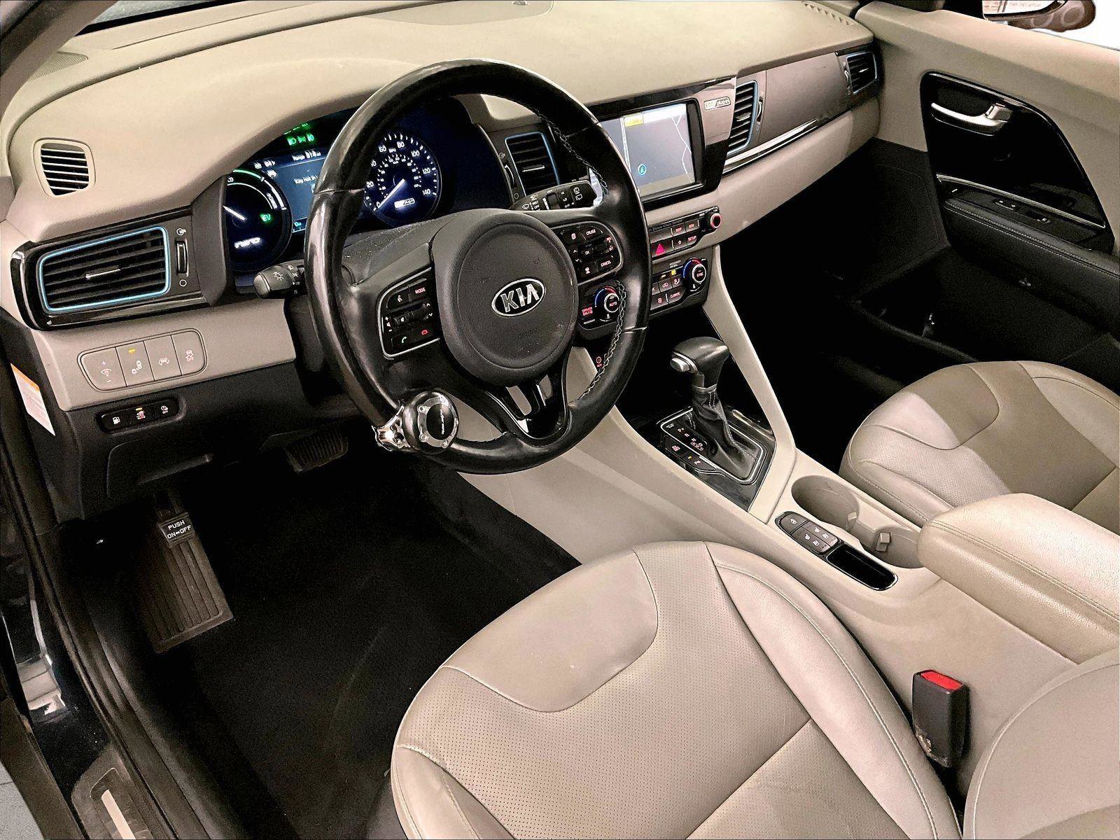 Used 2019 Kia Niro EX Premium w/ Sunroof Package FWD image 12
