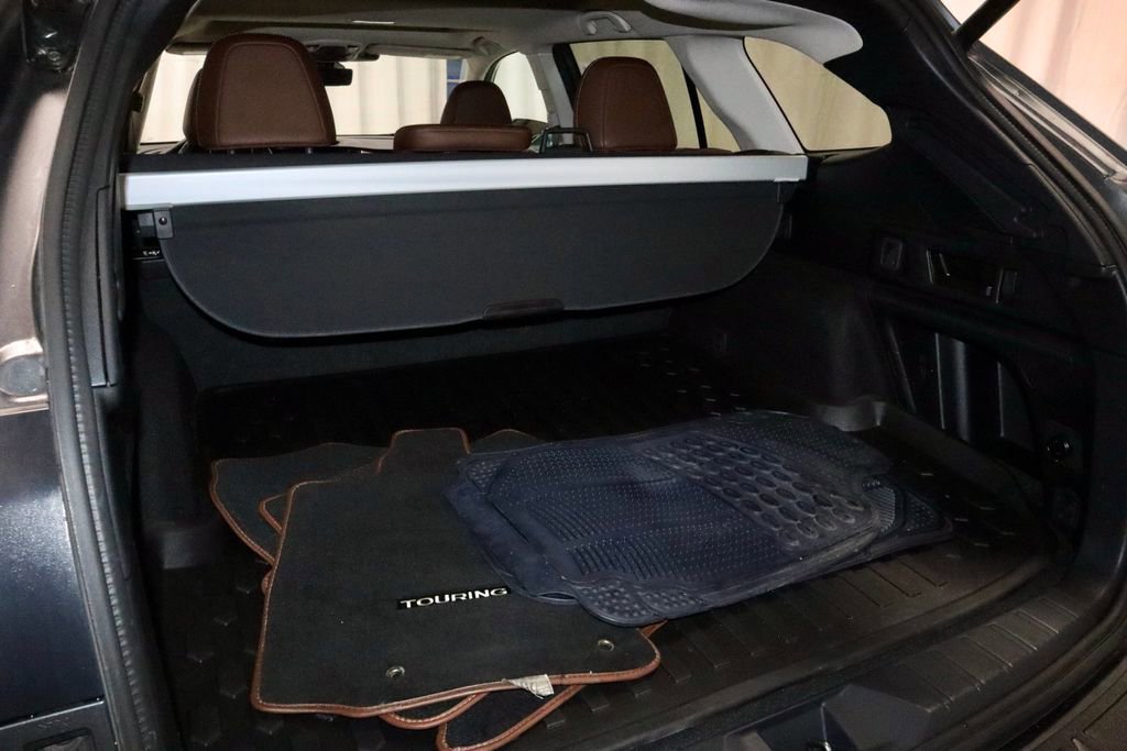 Used 2023 Subaru Outback Touring XT AWD/4WD image 16