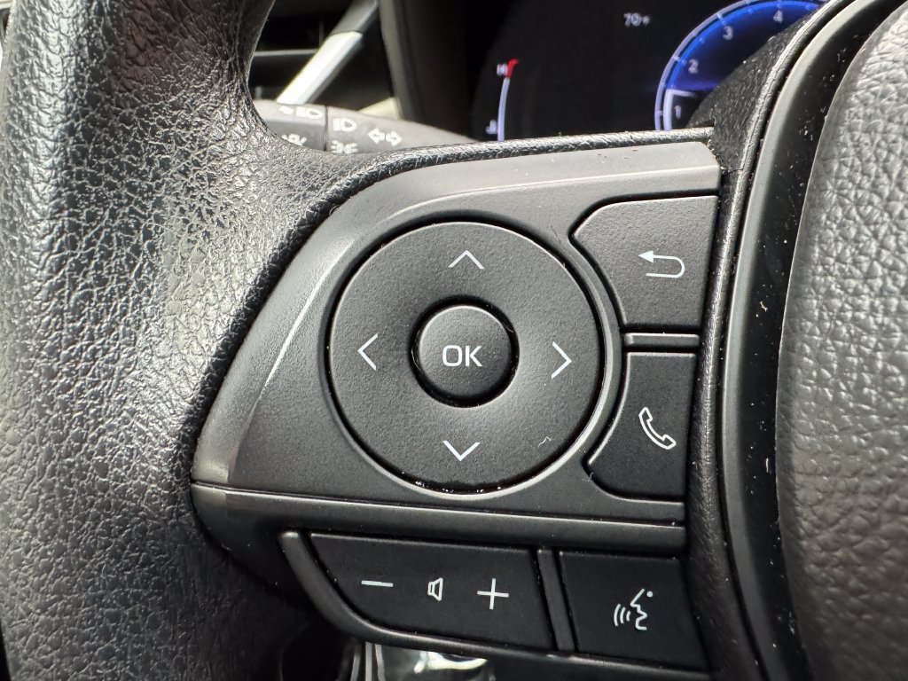Used 2026 Toyota Corolla LE FWD image 14