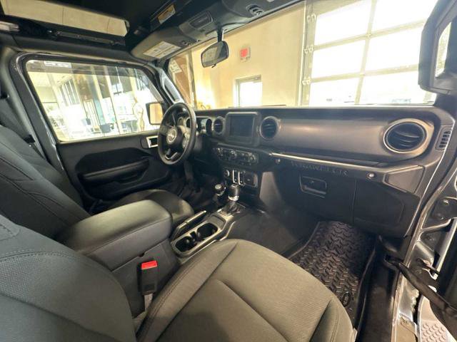 Used 2020 Jeep Wrangler Sport AWD/4WD image 26