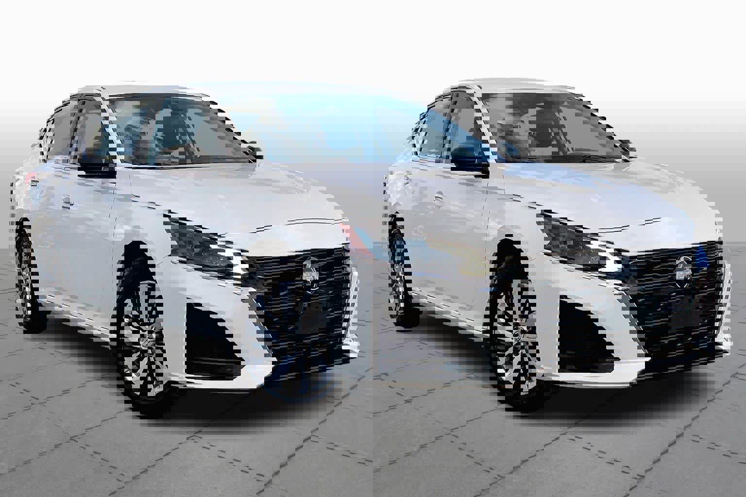 Used 2024 Nissan Altima 2.5 S image 3