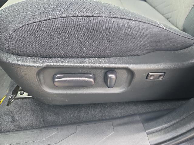 Used 2023 Toyota Tacoma TRD Off-Road w/ Black Out Package (TMS) image 20