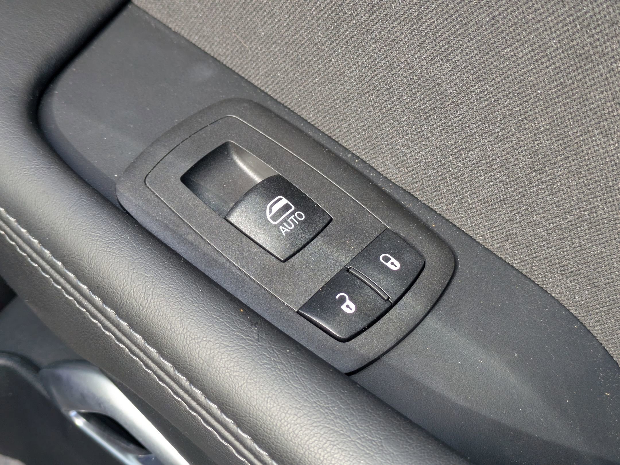 Used 2023 Dodge Challenger R/T w/ Blacktop Package image 29