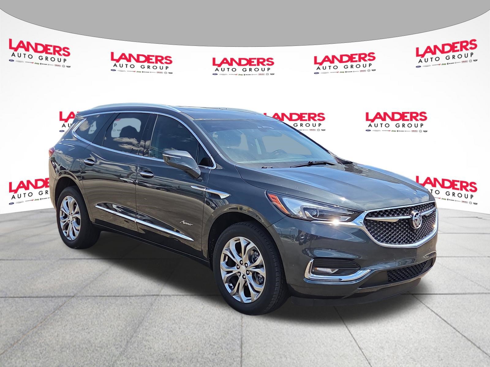 Used 2021 Buick Enclave Avenir w/ Avenir Technology Package FWD image 1