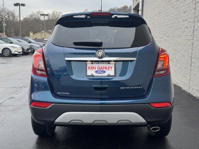 Used 2019 Buick Encore Sport Touring w/ Safety Package image 4