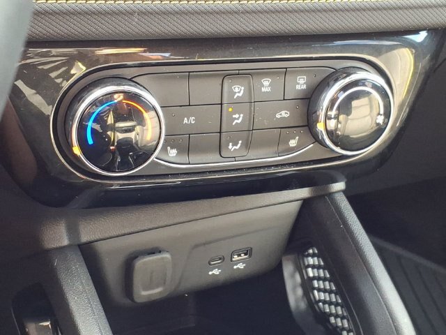 Used 2025 Chevrolet TrailBlazer ACTIV w/ Driver Confidence Package AWD/4WD image 26