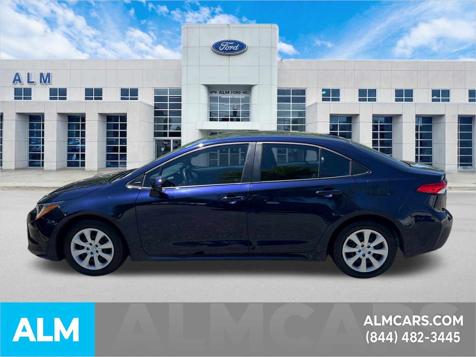 Used 2023 Toyota Corolla LE FWD image 9