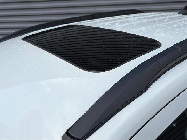 Certified 2021 Ford EcoSport SE image 9