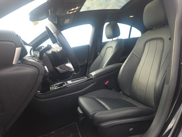 Used 2025 Mercedes-Benz CLA 250 4MATIC image 21