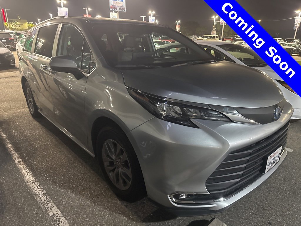 Used 2024 Toyota Sienna XLE