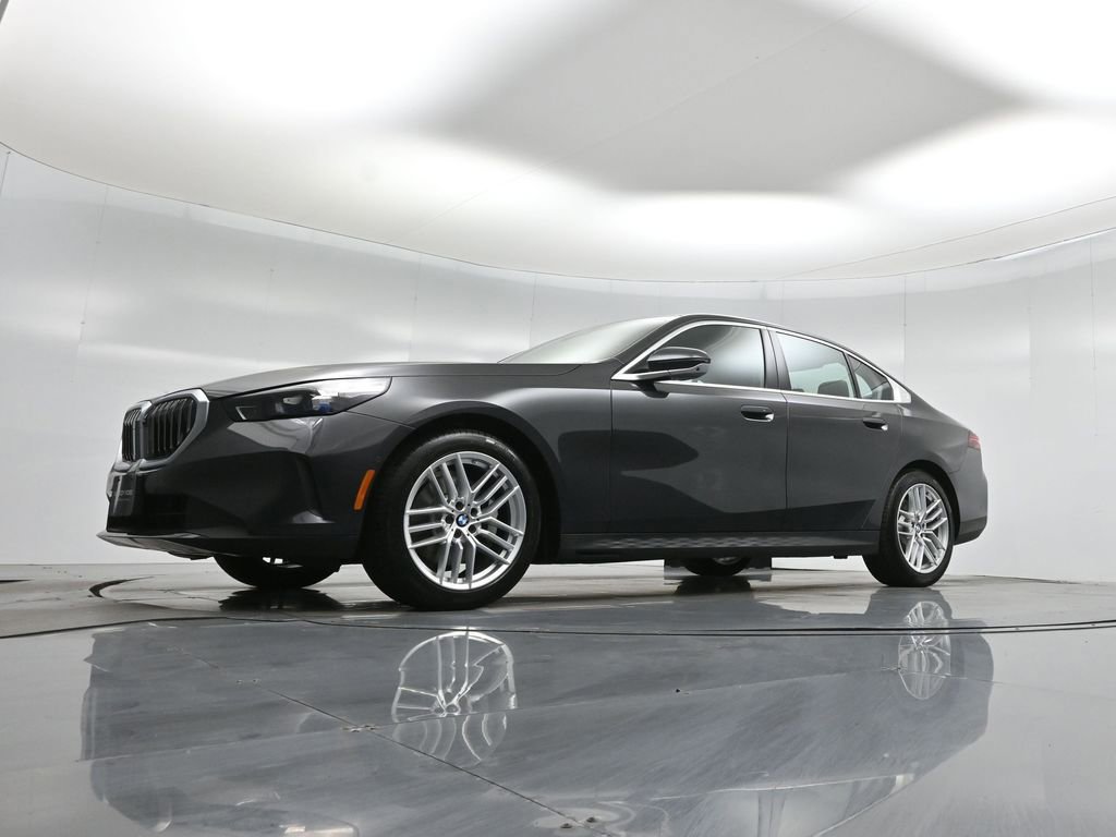 Used 2025 BMW 530i image 27