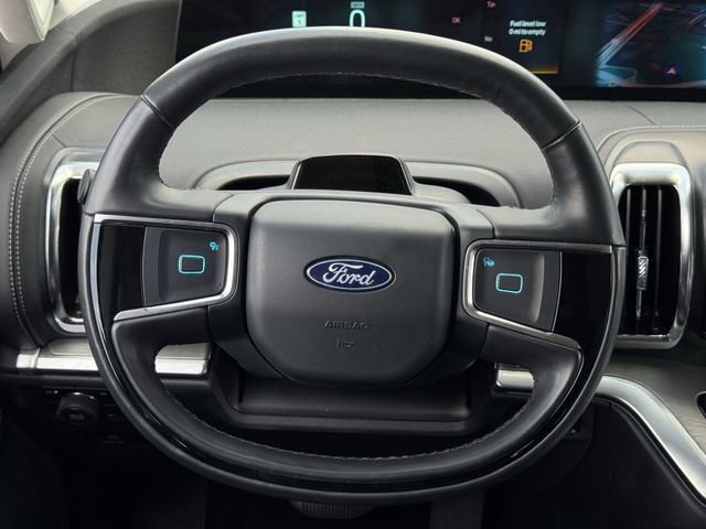 Certified 2025 Ford Expedition Max Platinum AWD/4WD image 11