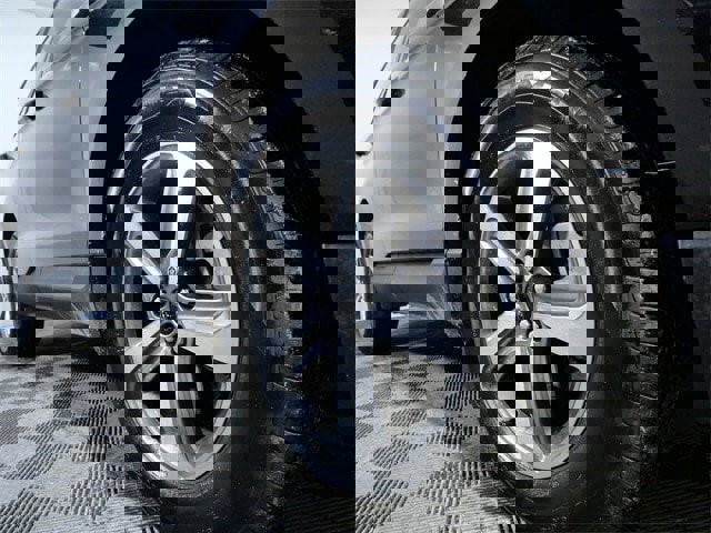 Certified 2024 Ford Edge SEL w/ Convenience Package image 7