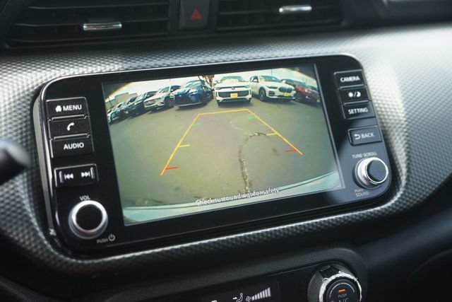 Used 2021 Nissan Kicks SV FWD image 27