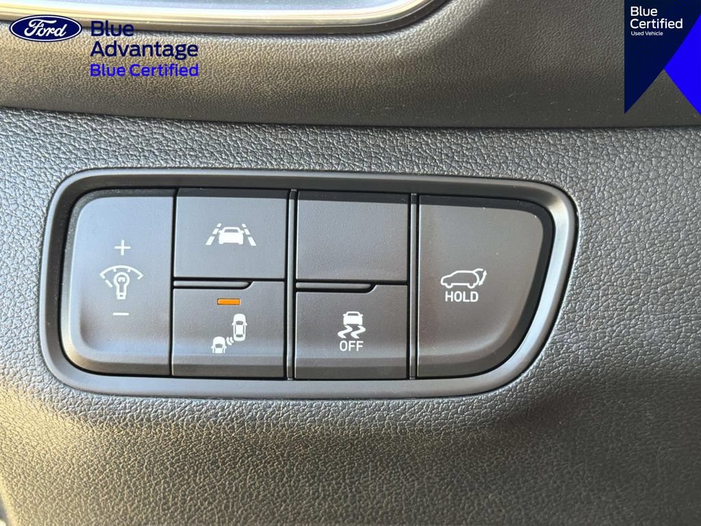 Used 2019 Hyundai Santa Fe SEL FWD image 32